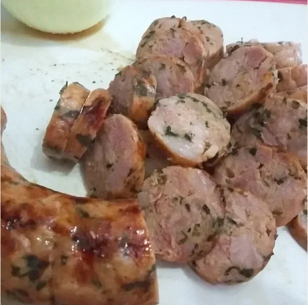 Linguiça com 4 ervas e raspas de limão Siciliano
